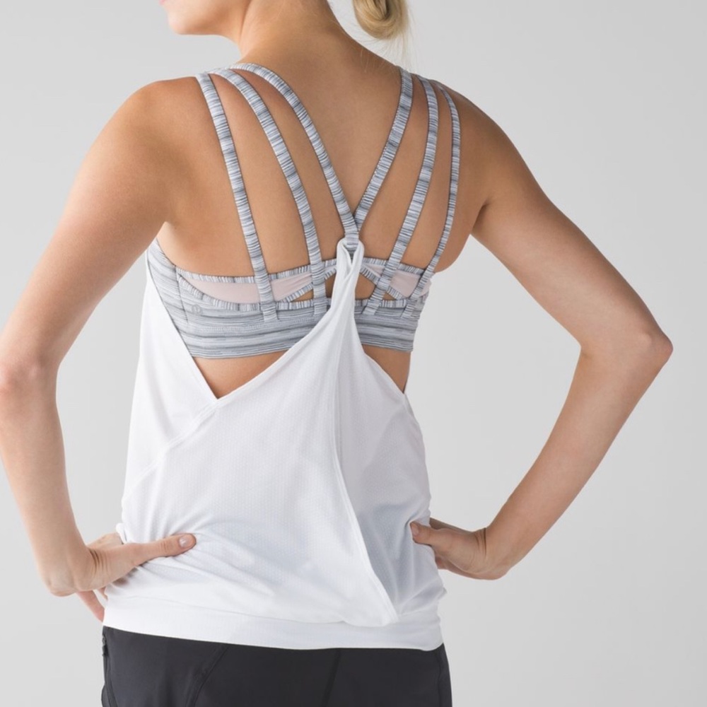 Lululemon Nouveau limits tank size 4